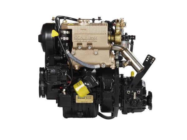 11 hp/8.1 kW Lombardini 2.6:1 LDW502M marine engine